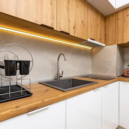 Magnolia Gardens -1bd With Balcony & Parking By Flat Mаnager * 플로브디프