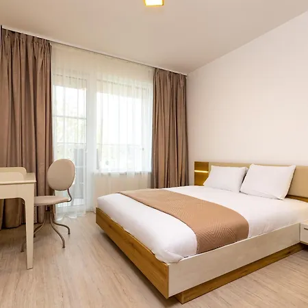 Apartman Magnolia Gardens -1bd With Balcony & Parking By Flat Mаnager *