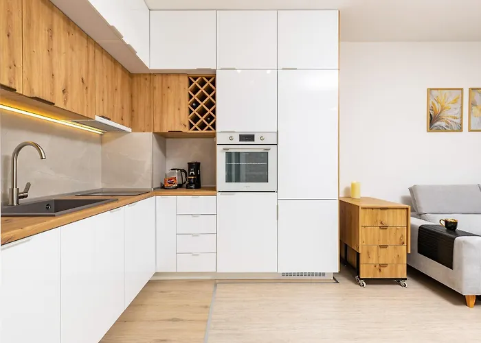 Magnolia Gardens -1bd With Balcony & Parking By Flat Mаnager Apartment *